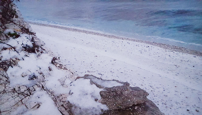 spiaggia neve isola d'elba